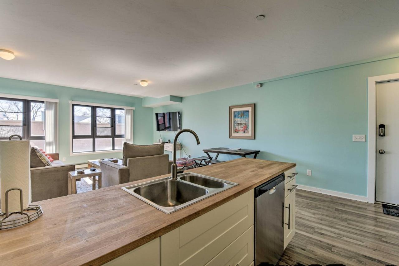 Downtown Saugatuck Condo, Near Oval Beach! Esterno foto