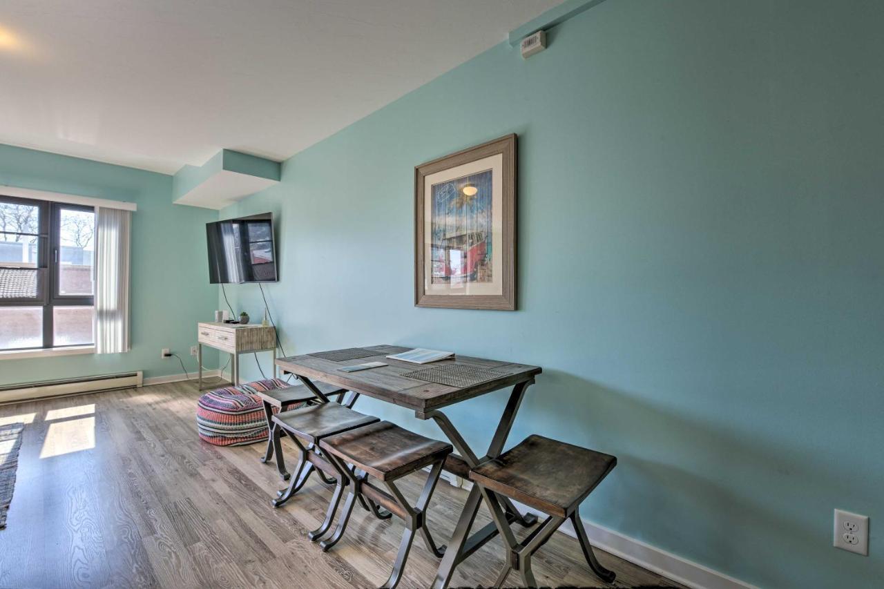 Downtown Saugatuck Condo, Near Oval Beach! Esterno foto